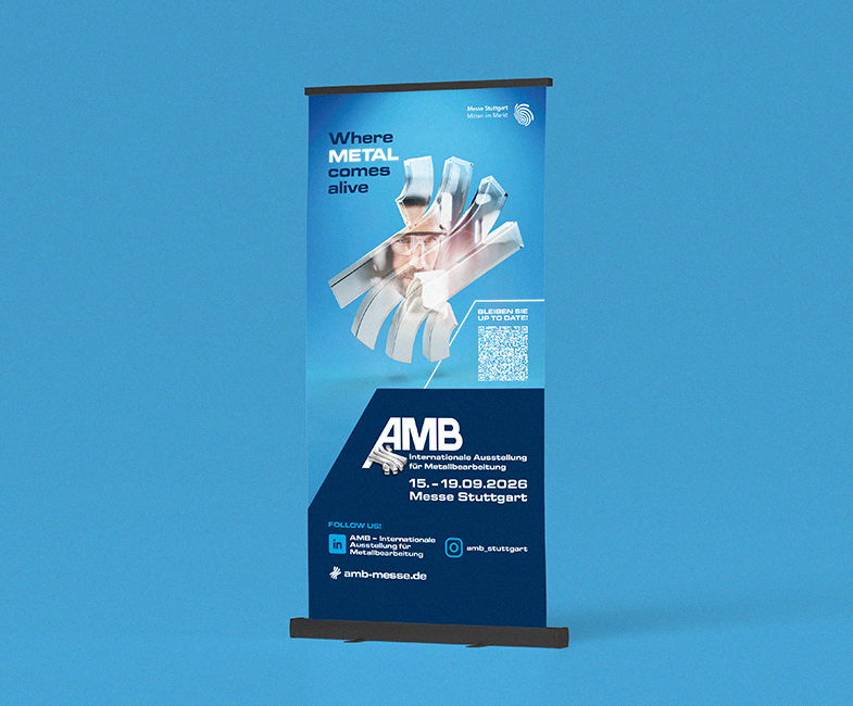 AMB 2026 Roll-up Display mit QR-Code und Kampagnenmotiv „Where Metal comes alive“