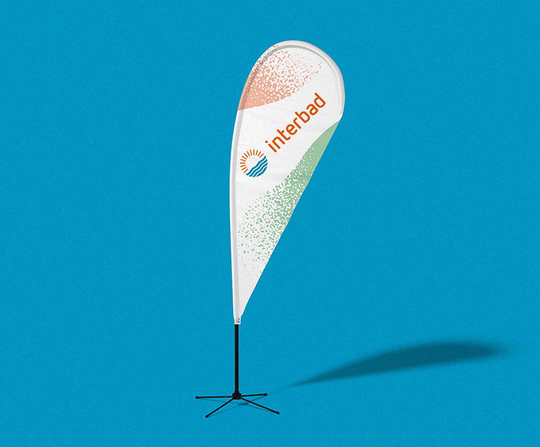 interbad Beachflag im Corporate Design für Messeauftritt und Besucherführung